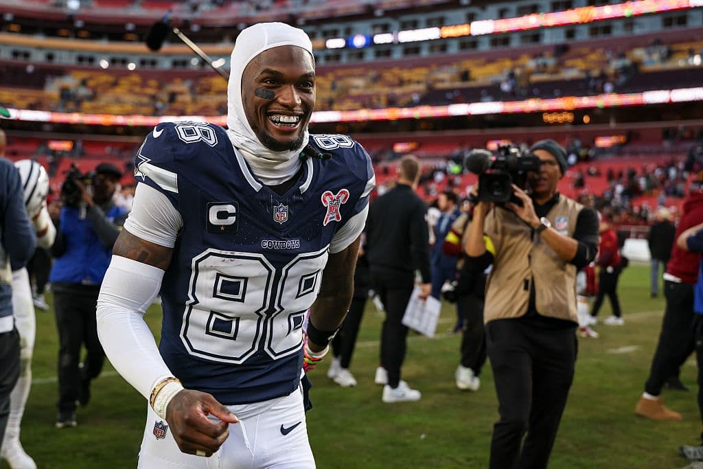 Dallas Cowboys v Washington Commanders - NFL 2025