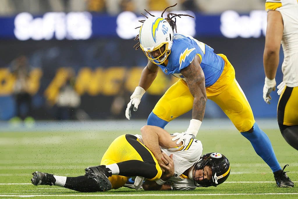 Pittsburgh Steelers v Los Angeles Chargers