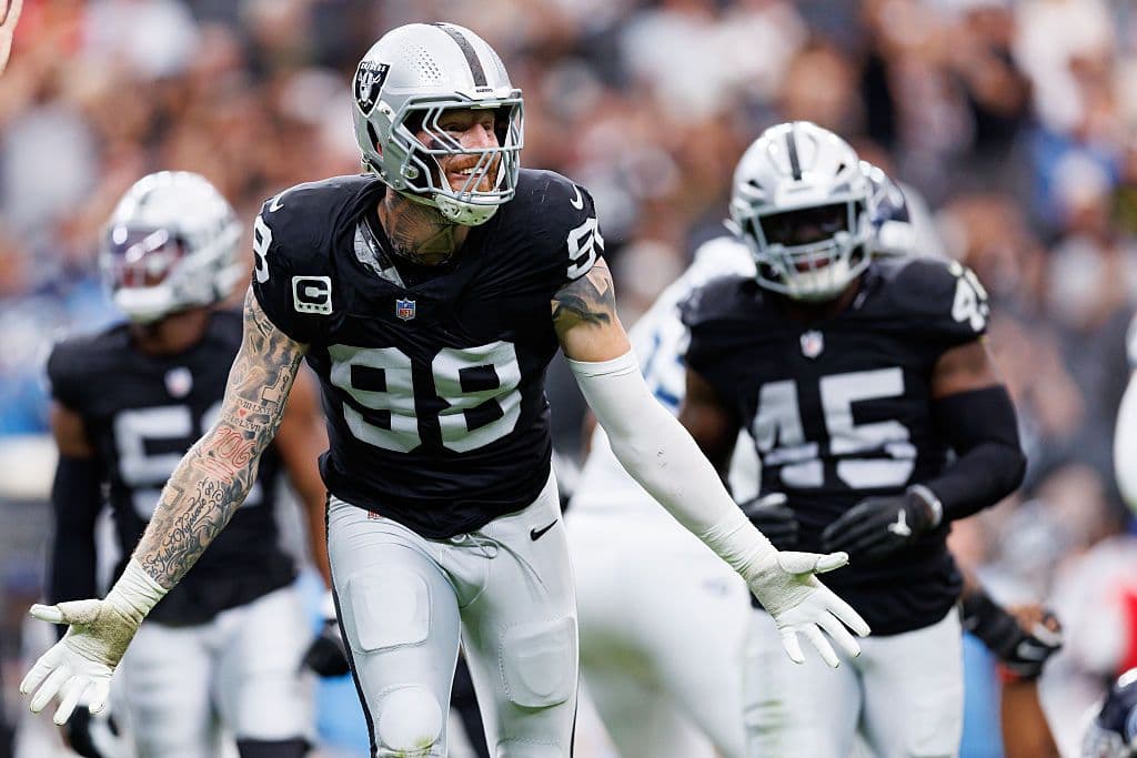 Tennessee Titans v Las Vegas Raiders