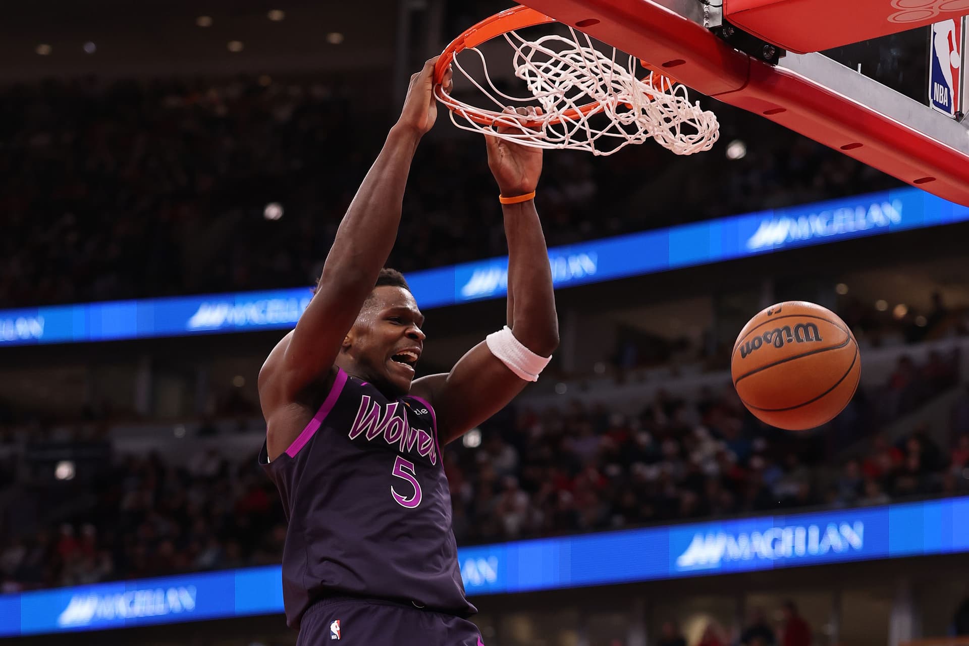 Anthony Edwards dunks the ball /Getty Images