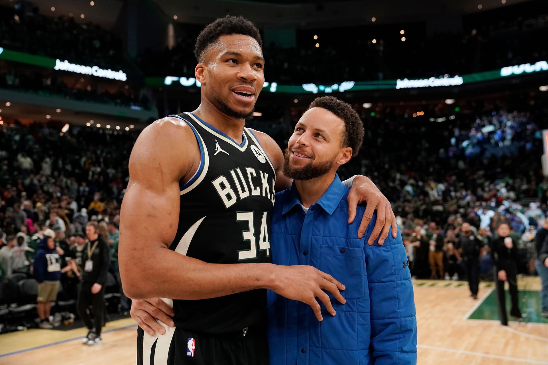 Exclusive: Giannis Antetokounmpo Trade Talk Grows but Dell Curry Shuts Down Exit Fears