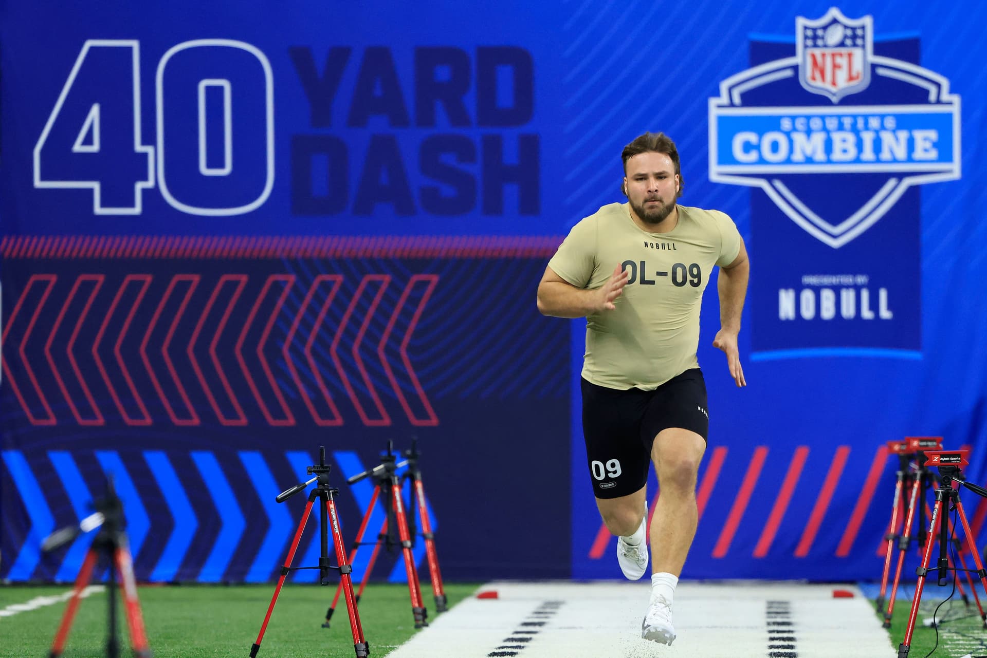 Tanor Bortolini #OL09 of the Wisconsin