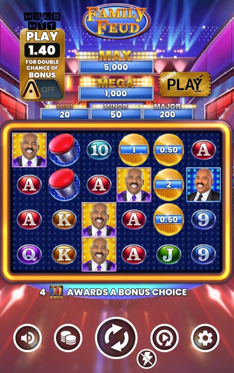 family-feud-online-slot-base-game.jpg