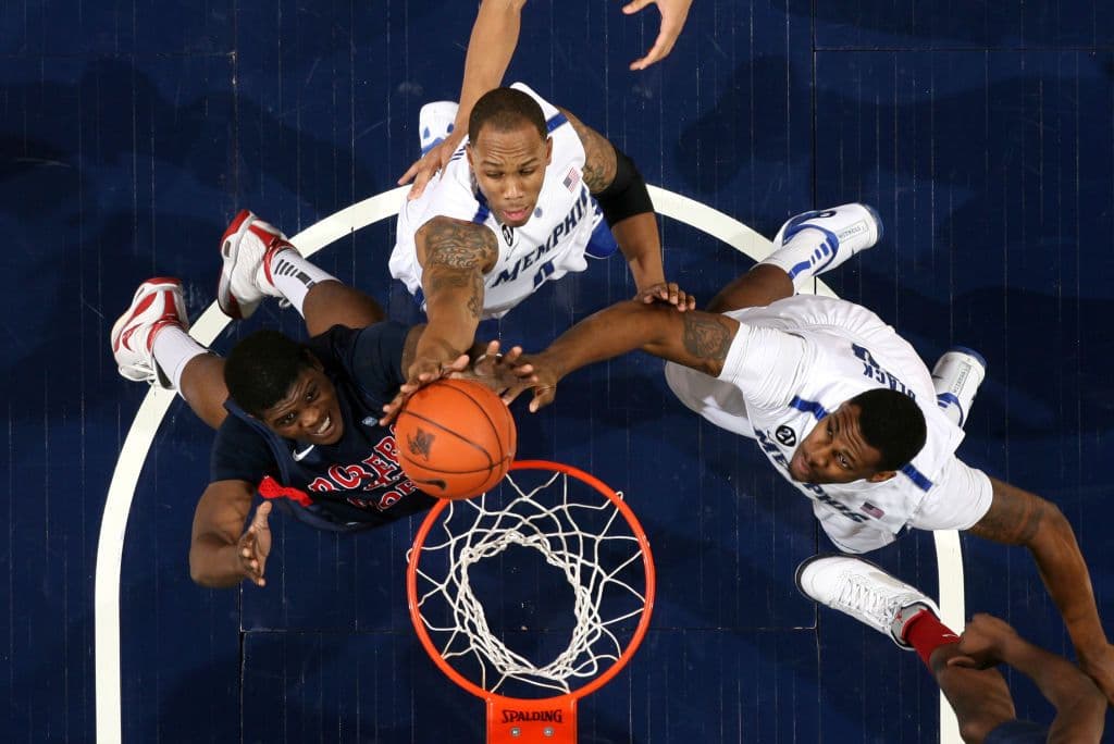 Robert Morris v Memphis