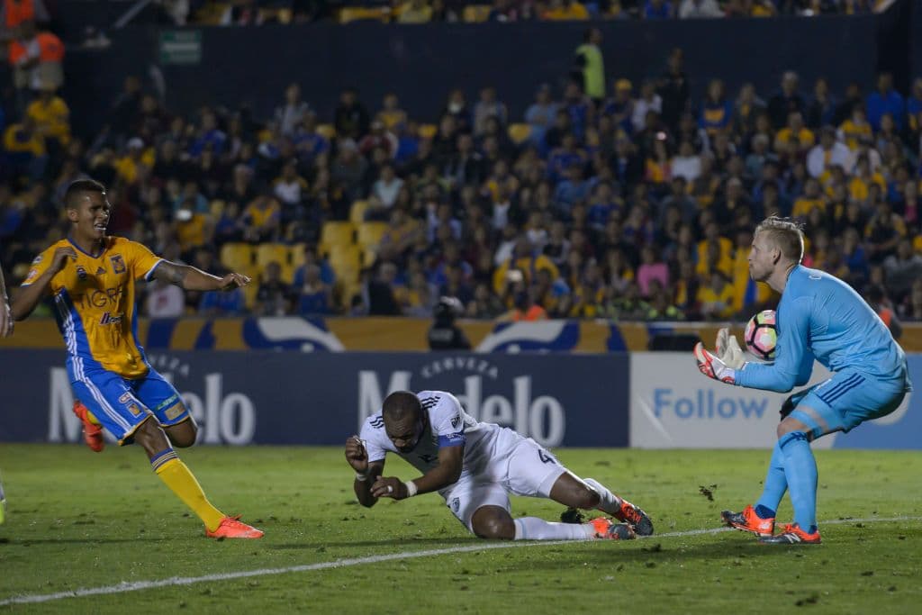 Tigres UANL v Vancouver Whitecaps - CONCACAF Champions League 2016/17