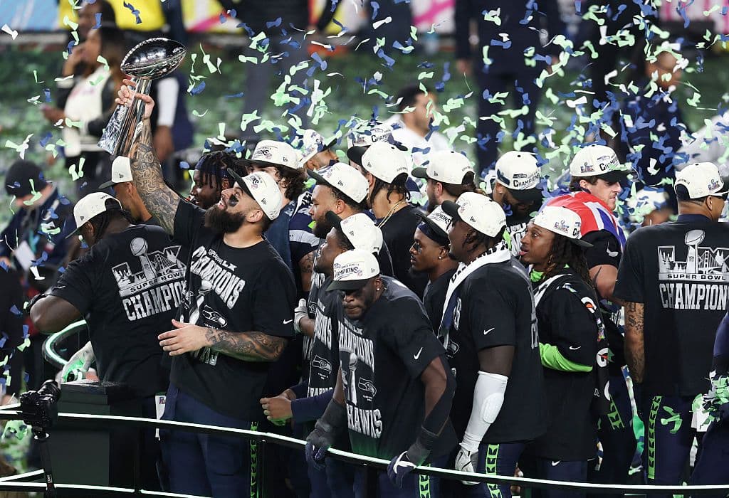 TOPSHOT-AMFOOT-SUPERBOWL-PATRIOTS-SEAHAWKS